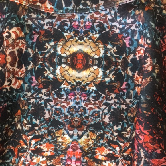 High waisted fractal skirt - Picture 2 of 2